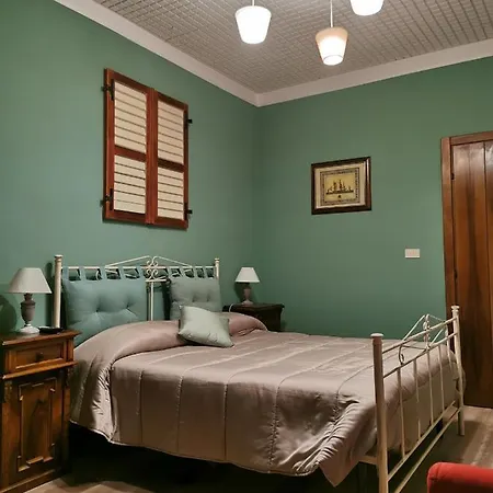 Empire 1970 Bed & Breakfast