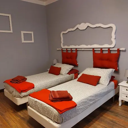 Bed & Breakfast Empire 1970