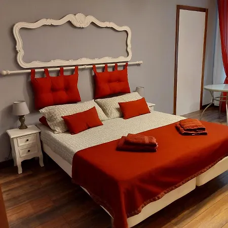 Bed & Breakfast Empire 1970 Triëst