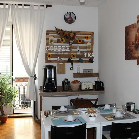 Empire 1970 * Triëst