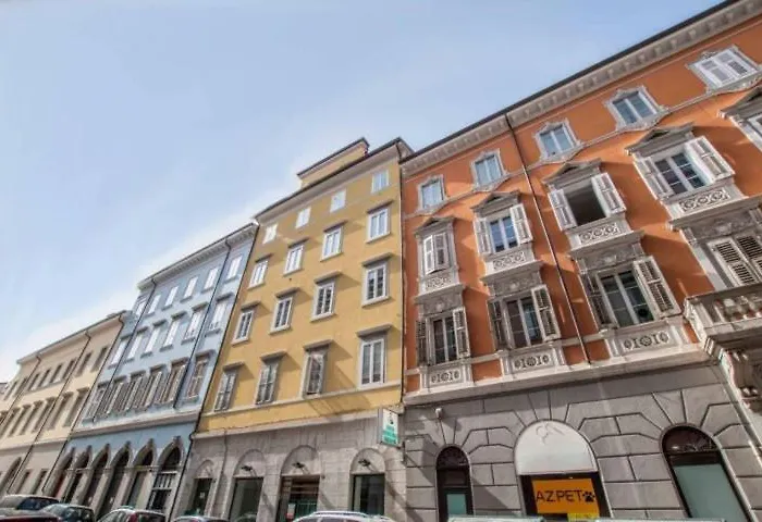 Empire 1970 Nocleg ze śniadaniem Triest